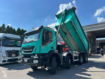 Camion benne Iveco