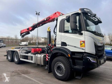 Camion polybenne Iveco