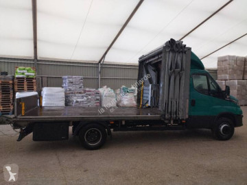 Camion rideaux coulissants (plsc) Iveco