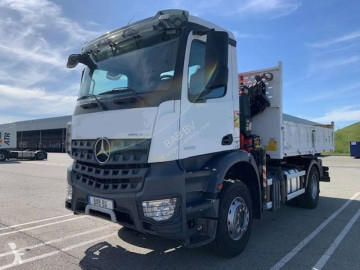 Camion benne Mercedes