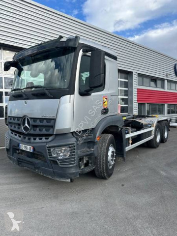 Camion polybenne Mercedes