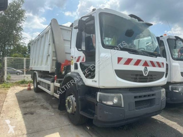 Camion benne à ferraille Renault