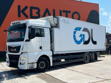 Camion MAN 26.480 TGX 6x2*4 HULTSTEINS / BOX L=8553 mm