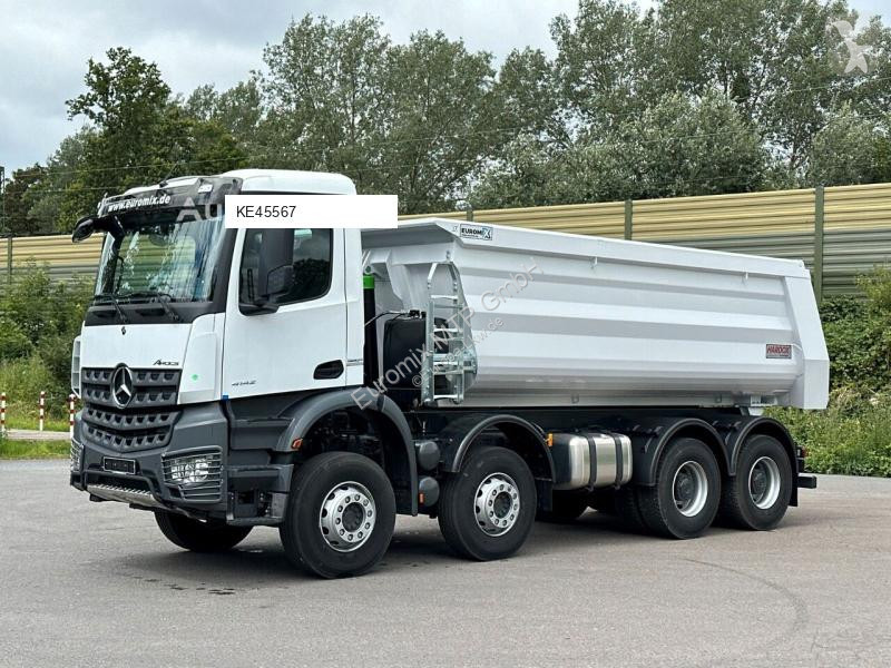 Kamion Mercedes 4142 8X4 Mulden- Kipper -...