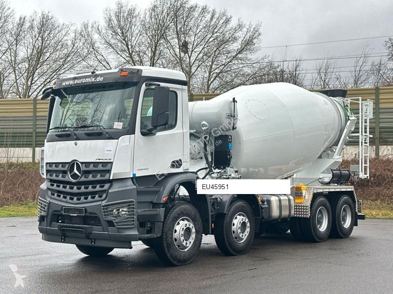 Kamion Mercedes AROCS 5 4242