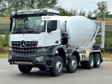 Camion béton toupie / Malaxeur Mercedes neuf