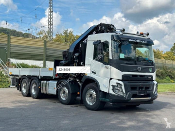 Camion plateau Volvo