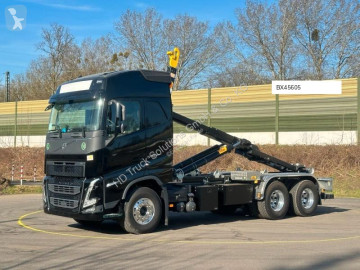 Camion polybenne Volvo neuf