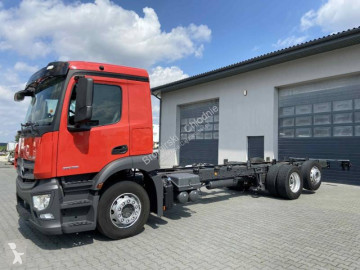 Camion châssis Mercedes