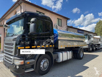 Camion citerne alimentaire Scania