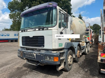 Camion béton toupie / Malaxeur MAN
