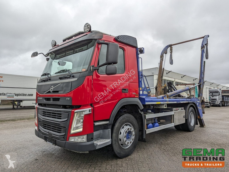Kamion Volvo FM330 4x2 Daycab Euro6 JOAB Portal...