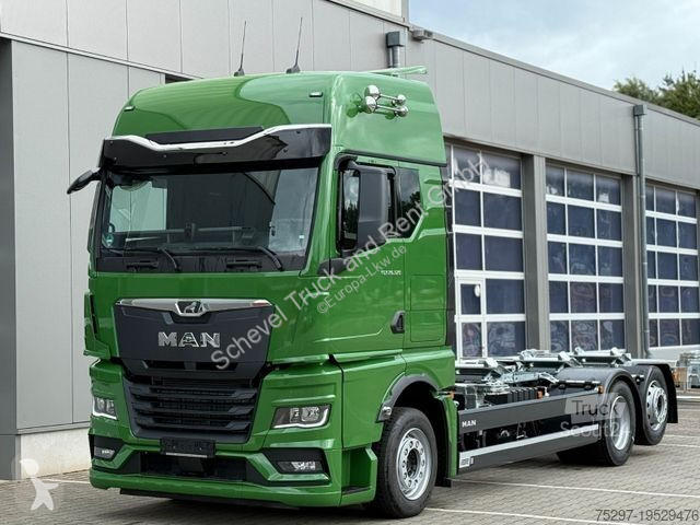 Camión MAN TGX 26.520 6x2 LL CH MILDNER MultiFlex