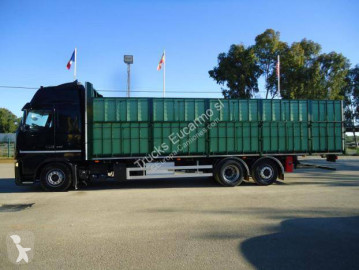 Camion benne Volvo