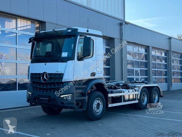 Kamion Mercedes 3351 MEILLER RS 21.60 /3,90m...