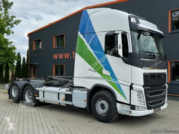 Camion polybenne Volvo