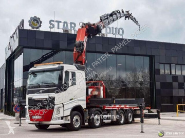 Camion plateau Volvo