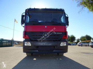 MercedesActros2544