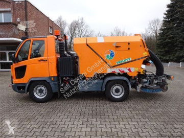Camion Multicar M30 HAKO FUMO Kehrmaschine+Kipper Wechsel-System