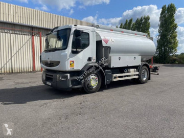 Camion citerne hydrocarbures Renault