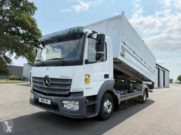 Camion benne Mercedes
