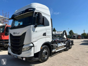 Camion Iveco S-WAY 460 GNL