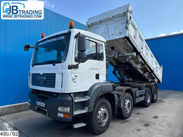 Camion bi-benne MAN