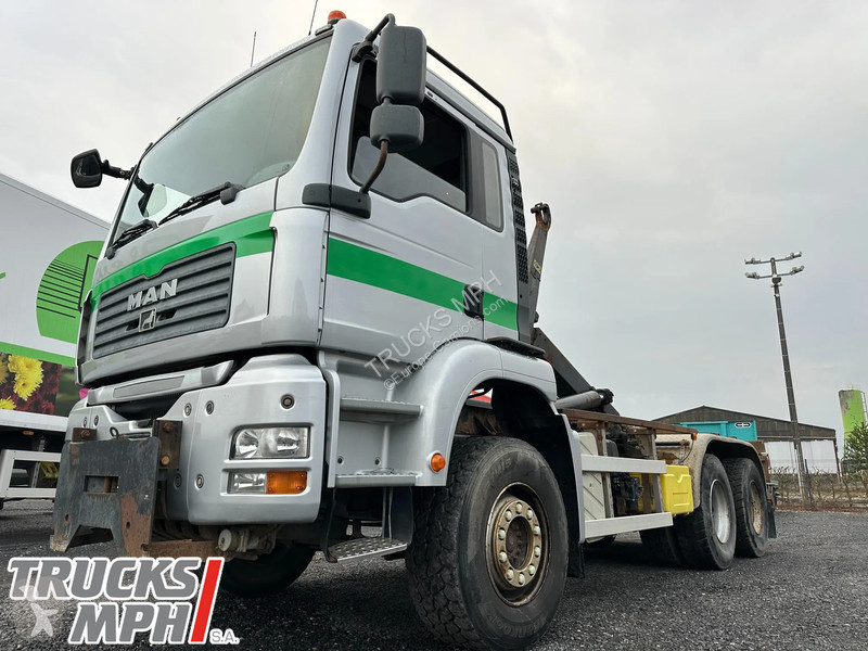 Camion MAN 33.430 33.430 lève container AJK