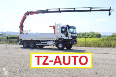 Camion grue ridelles Iveco