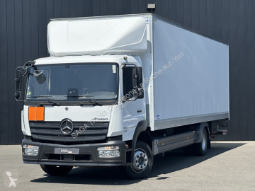 Camion fourgon Mercedes