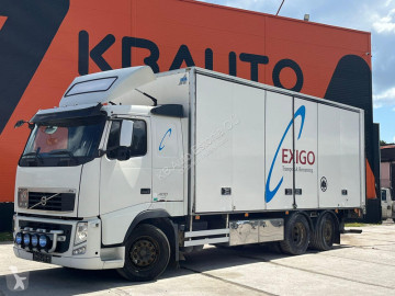Camion fourgon Volvo