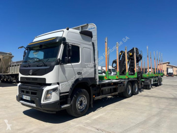 Camión maderero Volvo