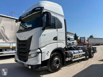 IvecoS-WAY460 GNL