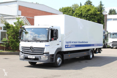 Camion fourgon Mercedes