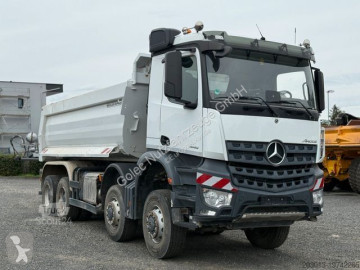 Camion benne Mercedes