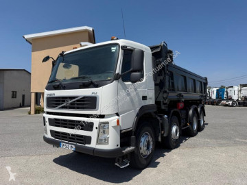 Camion bi-benne Volvo