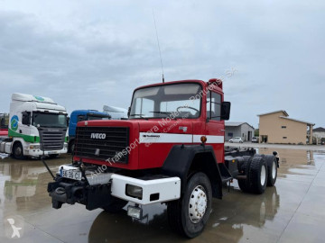 Camion châssis Iveco