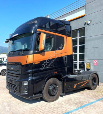 Traktor Ford F MAX E