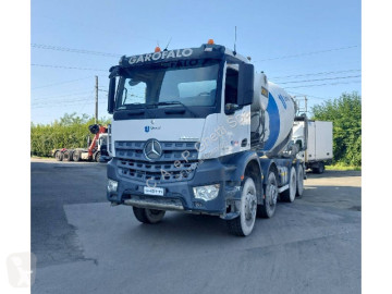 Camion béton toupie / Malaxeur Mercedes