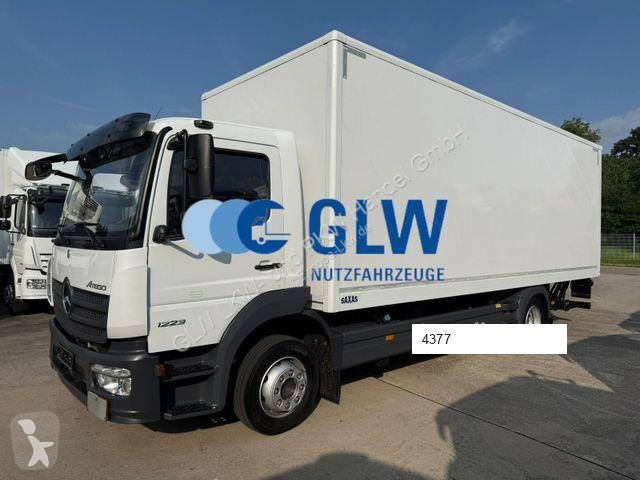 Kamion Mercedes ATEGO 1223 L Koffer 7,10 m LBW...