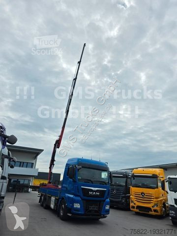 Camion plateau MAN