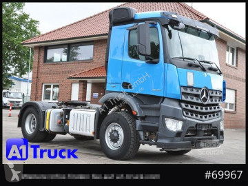 Traktor Mercedes