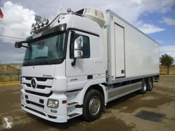 Camión Mercedes Actros 2546