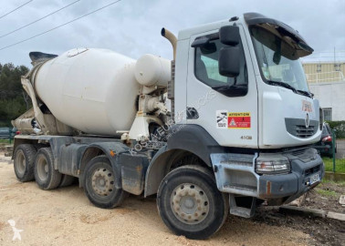 Camion béton toupie / Malaxeur Renault