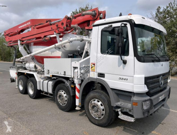 Camion béton malaxeur + pompe Mercedes