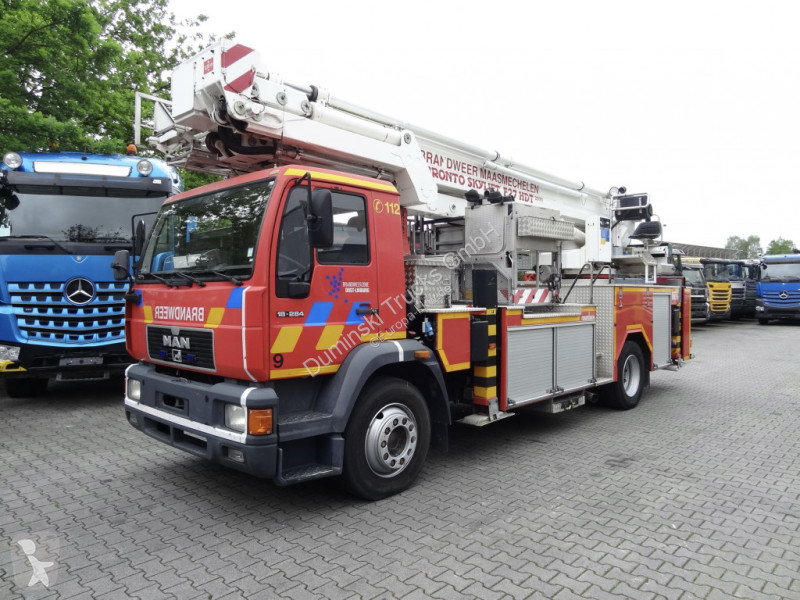 Kamion MAN L2000 Feuerwehr Bronto Skylift 27 Meter