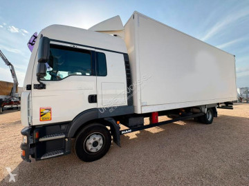 Camion fourgon déménagement MAN
