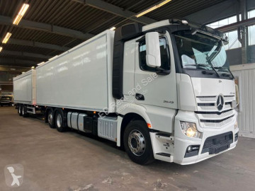 Camion fourgon Mercedes