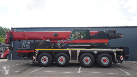 Camion grue Faun