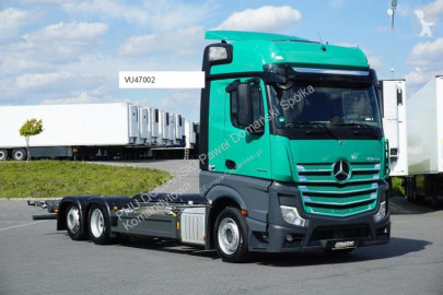 Camion châssis Mercedes